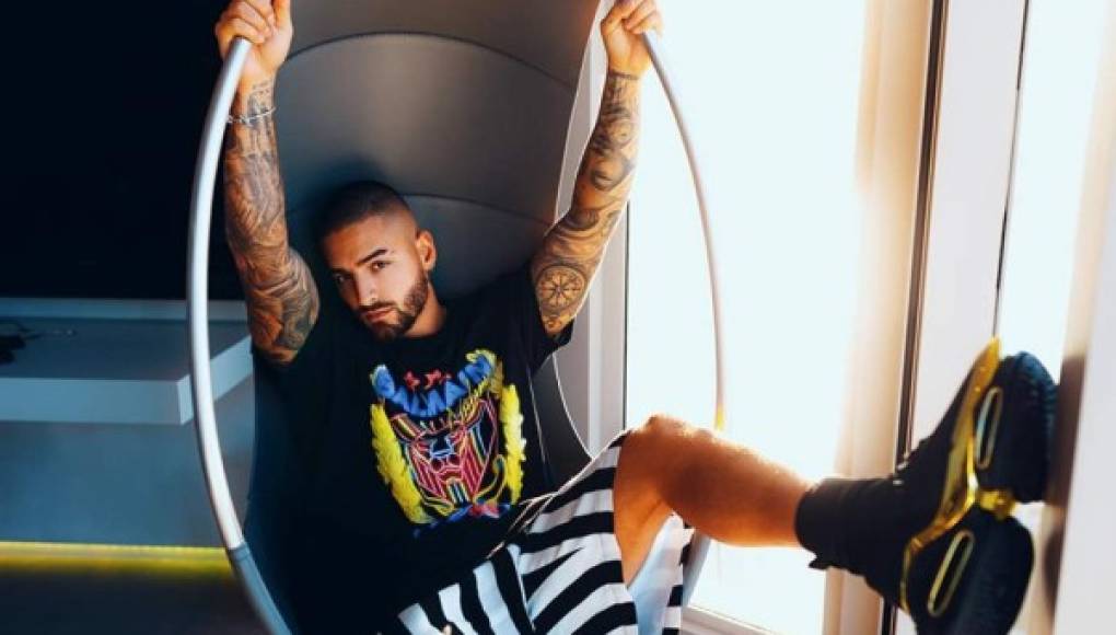 Maluma crea una colección de moda para Balmain