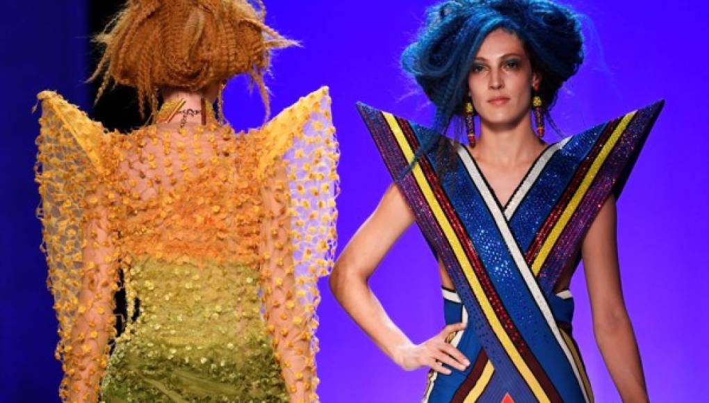 Las geishas acuáticas de Gaultier desfilan en la Alta Costura de París