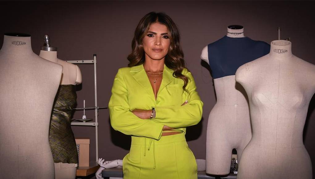 Julieht Valdés revela los trucos de estilo para construir un look sofisticado