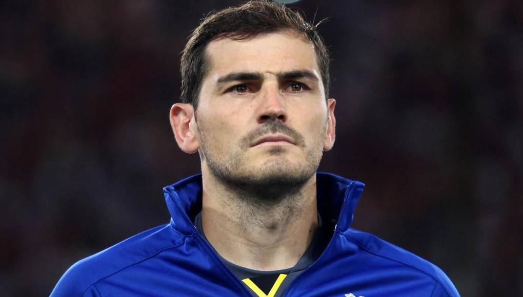 El infarto de miocardio que sufrió durante un entrenamiento con el Porto en mayo de 2019 fue el motivo que empujó a Iker Casillas a tomar esa decisión.