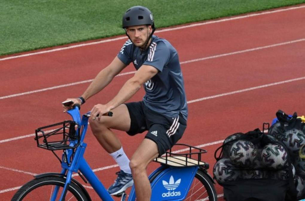 Según informa Fabrizio Romano, el Bayern de Múnich y Leon Goretzka estarían cerca de cerrar la renovación. Foto AFP.