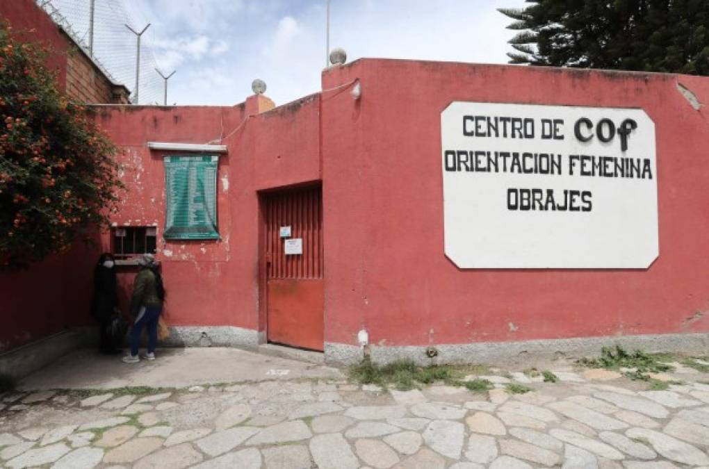 Fotografía del Centro de Orientación Femenina de Obrajes, donde la expresidenta transitoria de Bolivia Jeanine Áñez debe cumplir prisión preventiva.