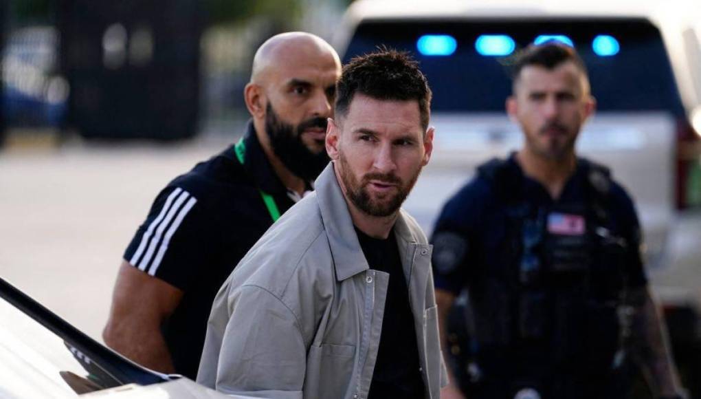 Y a pocas horas del partido de vuelta, se conocieron más detalles del escándalo entre Lionel Messi y el entrenador asistente de Monterrey. Ahora, se reveló qué hizo el guardaespaldas del argentino en ese momento.