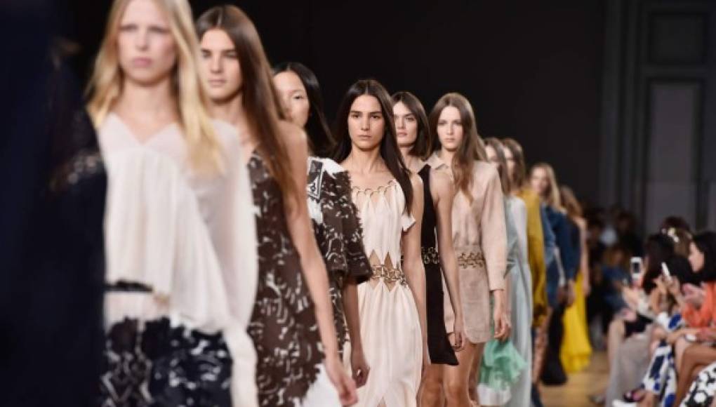 Moda verano 2015: frescura natural en las pasarelas de París