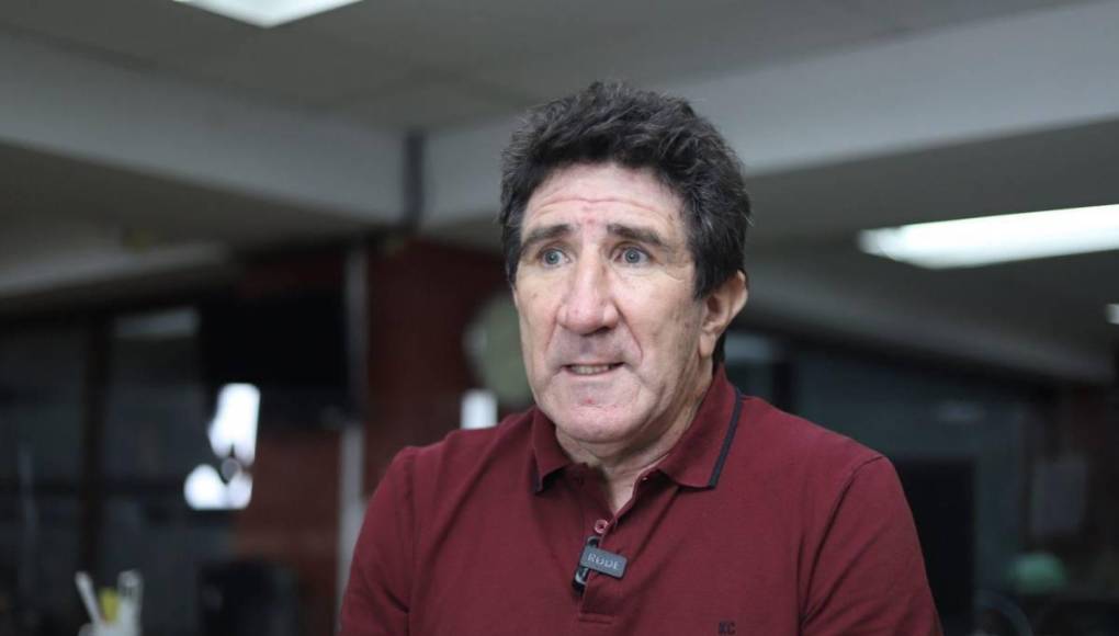 Héctor Vargas - El director técnico argentino sigue sin trabajo, pero es uno de los entrenadores que suena en la órbita del Real España.