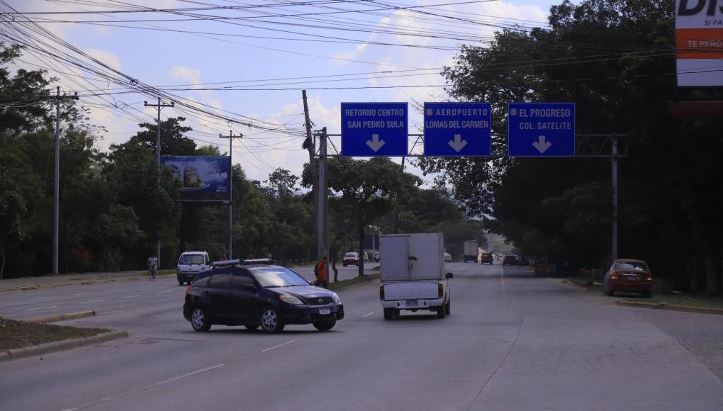 Sin duda uno de los cruces en donde se han reportado muchos accidentes es en el bulevar del este a la altura de la zona conocida como Maderera Noriega.