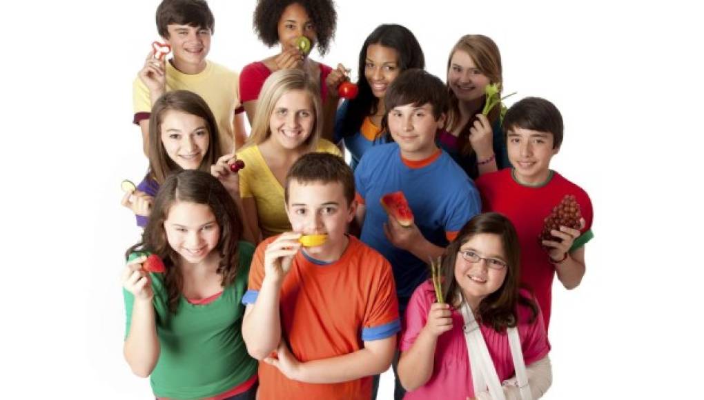 Si como adolescente se lleva una dieta saludable, como adulto se aumenta menos de peso