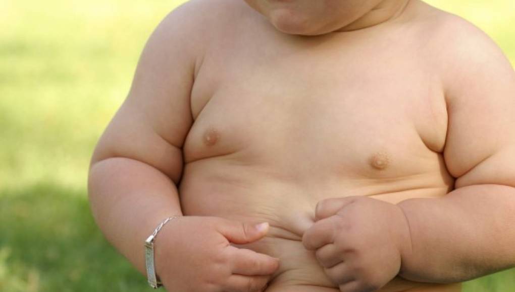 Los niños de un año altos y con mucho peso podrían estar en riesgo de obesidad posterior