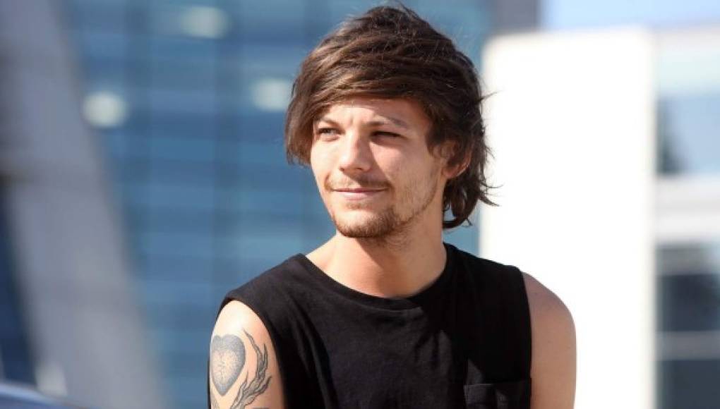 Louis Tomlinson habla de su paternidad