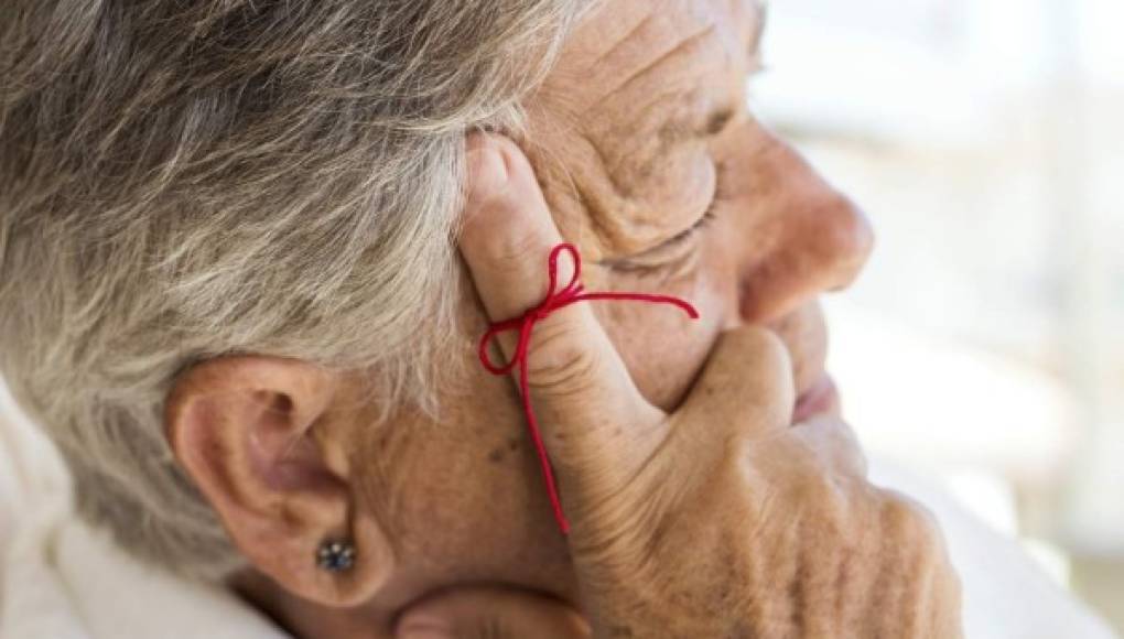 Las personas mayores pobres podría ser más propensas a ser más vulnerables a la demencia