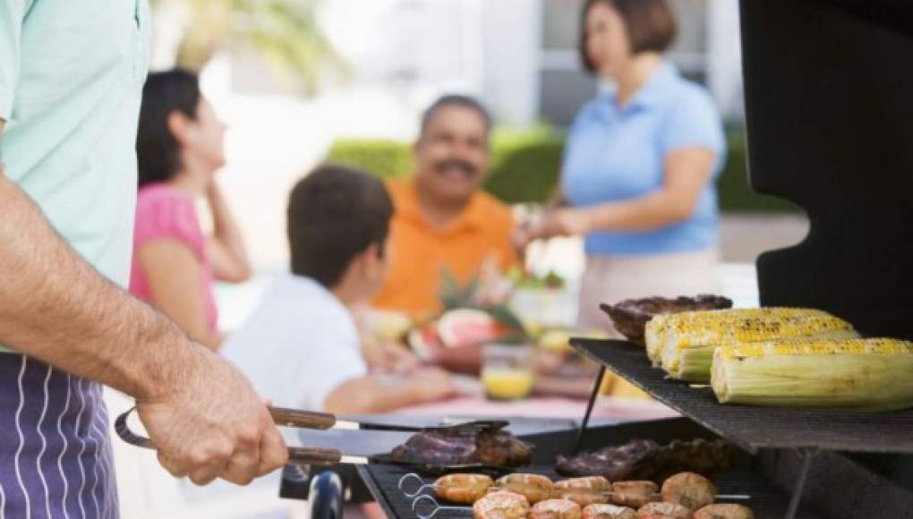 Alambres de cepillos para la barbacoa, muy peligrosos  