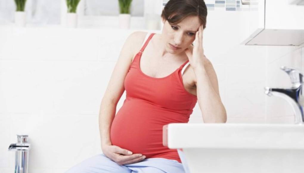 Diabetes y trastornos hipertensivos pueden afectar visión de mujer embarazada