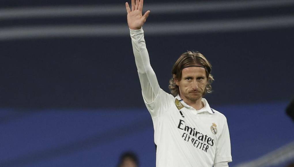 Luka Modric cumplirá 39 años y su rendimiento ha bajado, es suplente y ante Manchester City falló el primer penal. En Arabia Saudita lo están esperando según versiones de prensa.