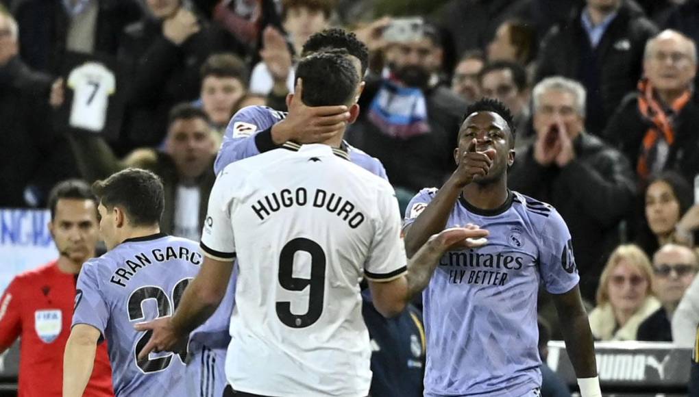 Tras su segundo gol, Vinicius se encaró con Hugo Duro, jugador del Valencia.