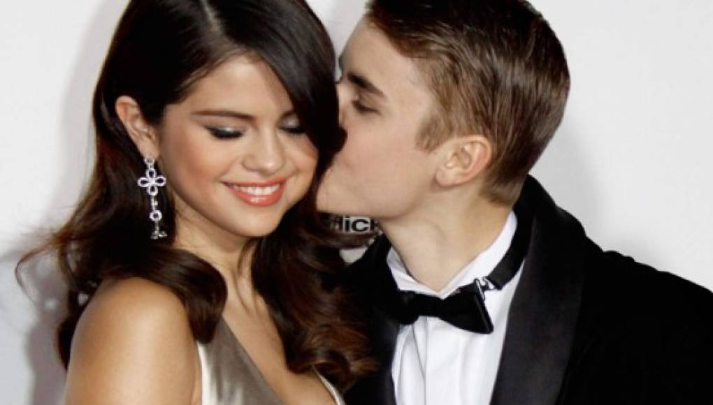 Justin Bieber sigue enamorado de Selena Gómez