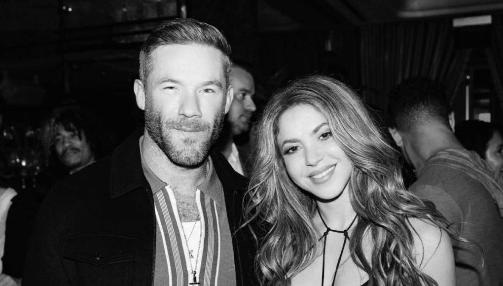 Y es que, circuló que a Edelman se le vio en plan muy cariñoso con Shakira durante su fiesta de cumpleaños, la cual se llevó a cabo el pasado 2 de febrero en Miami.