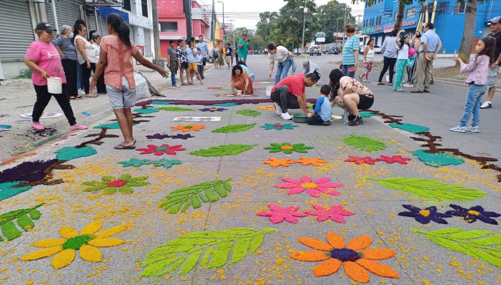 FOTOS: Viacrucis conmueve corazones en San Pedro Sula