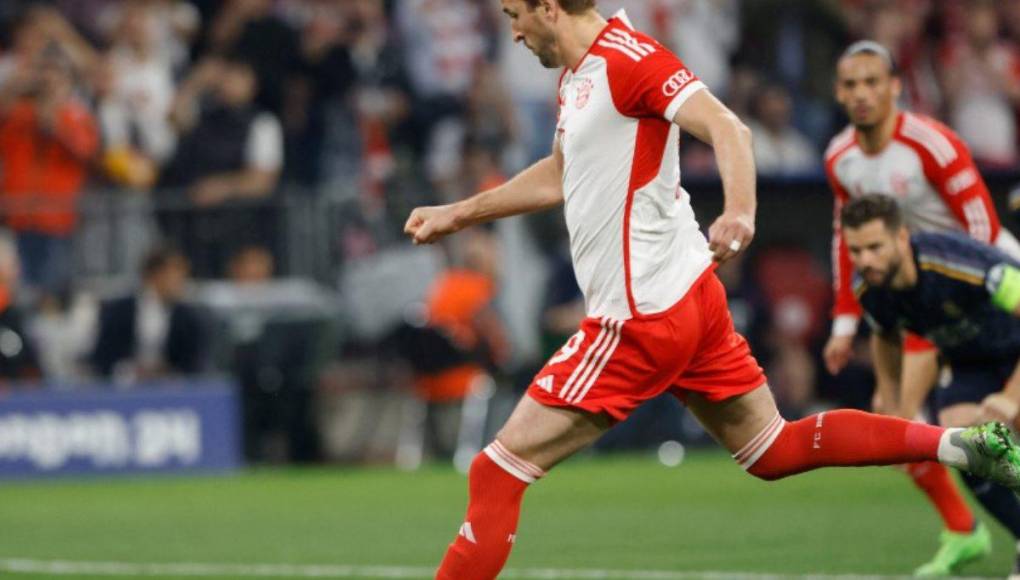 Harry Kane marcó de penal y era la remontada del Bayern Múnich cuando se jugaba el minuto 57.