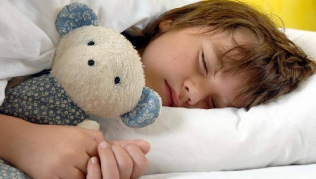 La apnea del sueño puede afectar las calificaciones de los niños