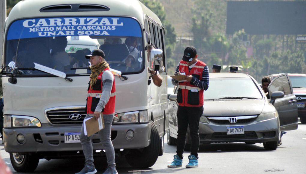 Hondureños inician excursiones en vacaciones de Semana Santa