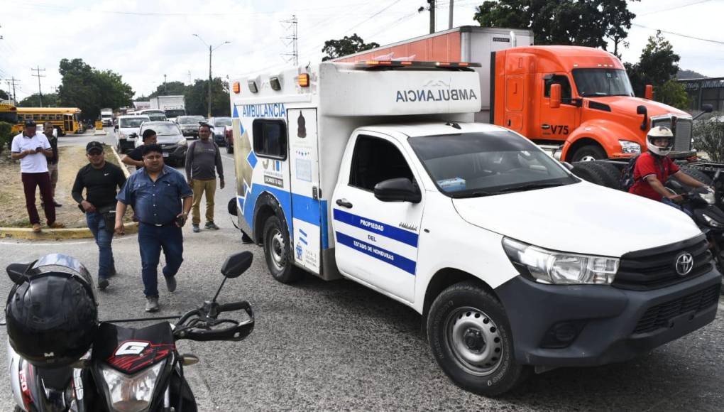 En total, fueron cinco las personas que fueron trasladas de urgencia al Seguro Social de San Pedro Sula. 