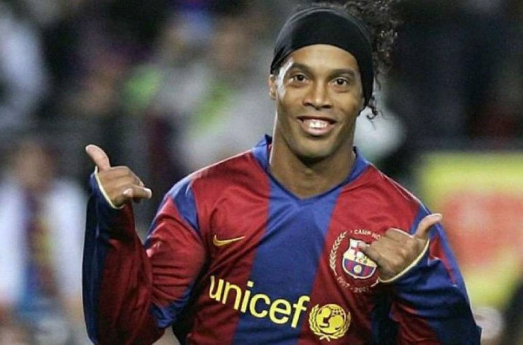 Ronaldinho cabe señalar vendrá a Honduras en donde jugará un partido el 31 de julio. El astro brasileño se pondrá la camiseta del Motagua y Real España.
