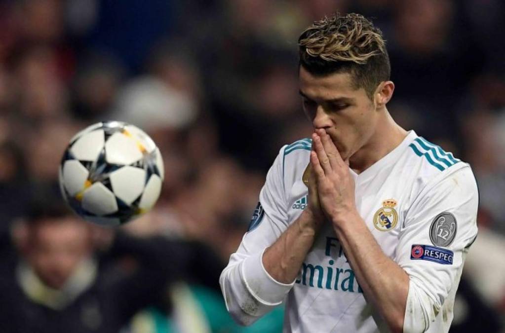 Cristiano Ronaldo se mostraba preocupado tras el 0-3 de la Juventus en el estadio Santiago Bernabéu.