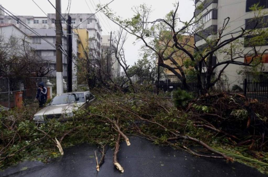 Una de las principales preocupaciones a estas horas es la importante crecida de varios ríos de la isla y las riadas y deslizamientos de tierra que puedan producir las intensas lluvias, que pueden ser de 12 a 18 pulgadas (de 304 a 457 milímetros), aunque en zonas aisladas podrían alcanzarse las 25 pulgadas (635 mm).<br/>