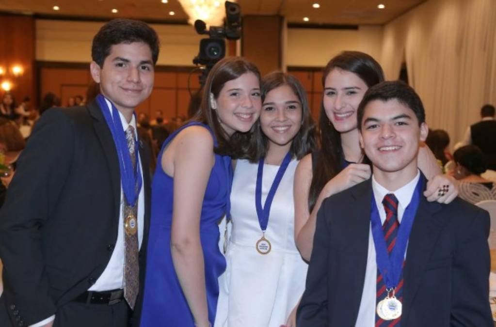 Luis Nasser, Giuliana Samiciottoly, Sarah Downing, Sandra Rosenthal y José Villeda.