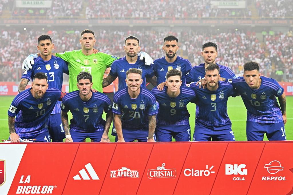 El 11 titular de Argentina que mandó a la cancha Scaloni para el duelo ante Perú.