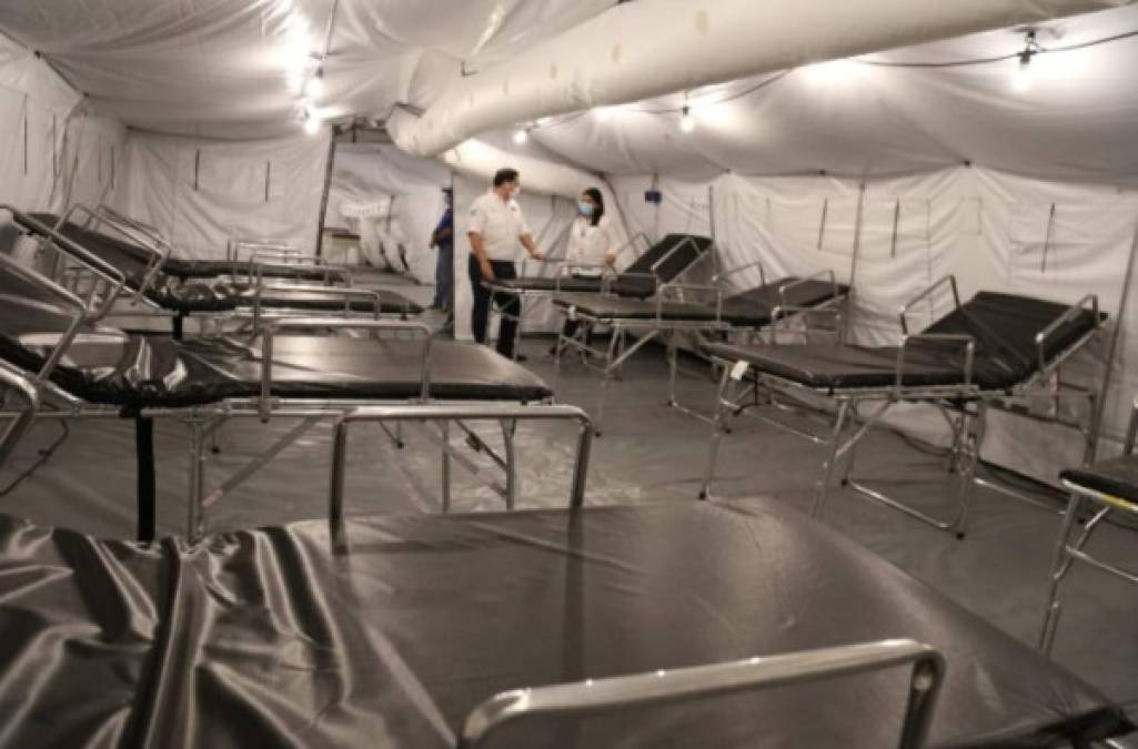El Gobierno de Honduras instaló un hospital y clínica móvil de aislamiento en Villanueva, Cortés, uno de los municipios con más alto nivel de contagio de COVID-19.