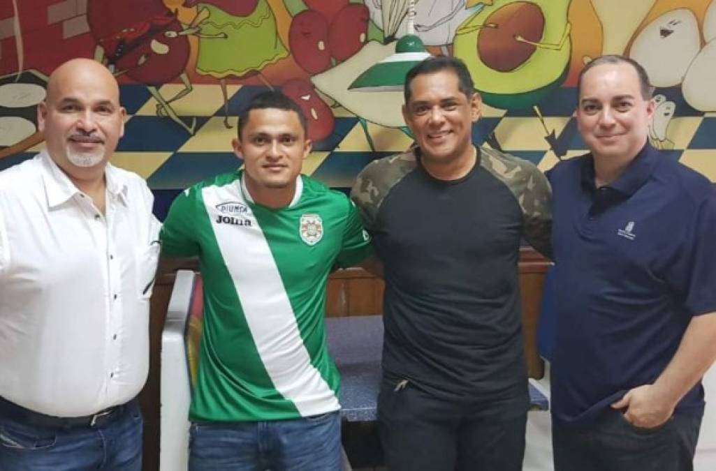 Ñangui Cardona: El jugador deja al Honduras Progreso y enuevo fichaje del Marathón, ha fichado por dos años con el club verde.