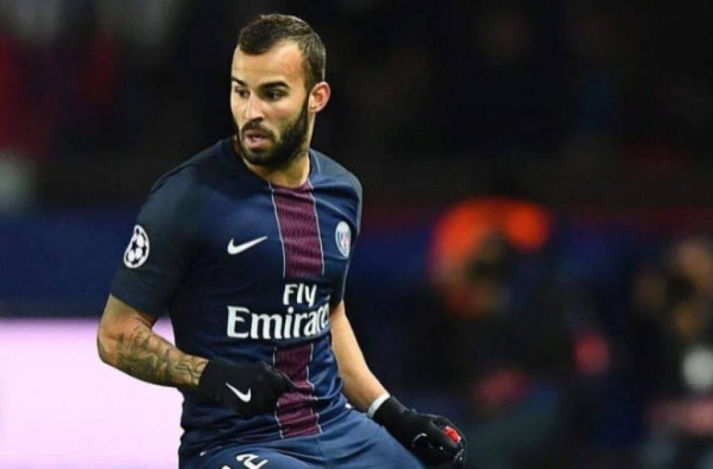 Jesé Rodríguez: El actual delantero español del Paris Saint-Germain, podría convertirse en las próximas horas en nuevo jugador de la SD HUESCA de España. Anteriormente el jugador perteneció al Real Madrid.