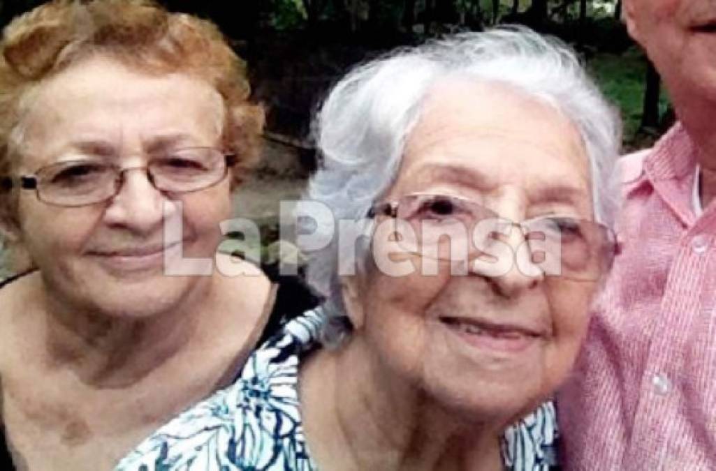 Anciana sampedrana es ultimada en asalto en Cleveland, Ohio.<br/><br/>Eusevia García (de 94 años) murió en la ciudad de Cleveland luego de que un hombre ingresara a su vivienda y la atacara para cometer un asalto. La anciana falleció en un hospital, informaron medios locales.<br/><br/>De acuerdo con la Policía de Cleveland, el hecho ocurrió antes de la 1:45 de la madrugada del lunes en la cuadra 6200 de Gertrude Avenue. El sospechoso ingresó a la casa por una ventana y atacó a la mujer de 94 años y a su hija Marina García, quienes dormían en una de las habitaciones.<br/><br/>“Asaltó físicamente a ambas mujeres y tomó propiedades de su hogar”, cita el sitio de noticias FOX 8 Cleveland.