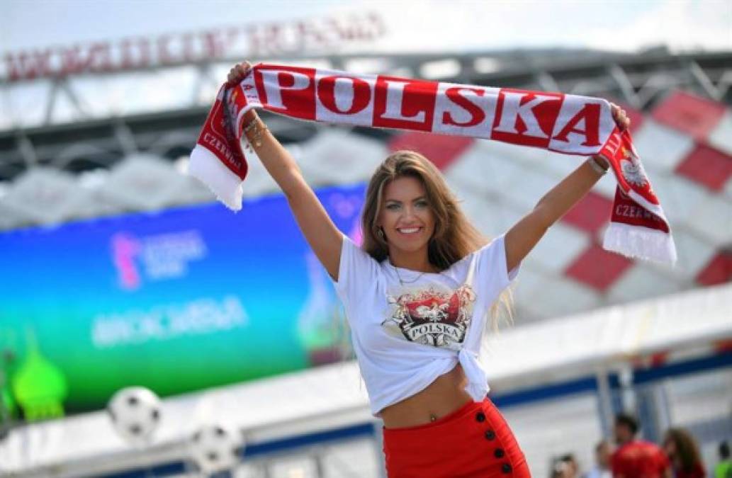 Las polacas ganan hasta ahora la batalla de las más bellas en Rusia 2018. Foto EFE