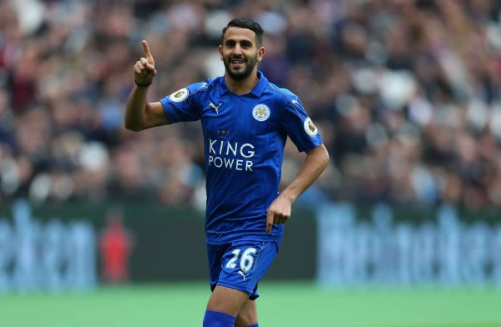 La Roma sigue intentando el fichaje de Riyad Mahrez. El director deportivo español Monchi considera al argelino el jugador que necesita para completar el equipo e intentará traérselo a la Roma por todos los medios. El Leicester ha rechazado dos ofertas, la primera de 32 millones más 3 de bonus y la segunda de 35 millones sin incentivos. El campeón de la Premier no venderá al jugador a ningún club fuera de la Premier por menos de 40 millones, según indica Gianluca di Marzio.