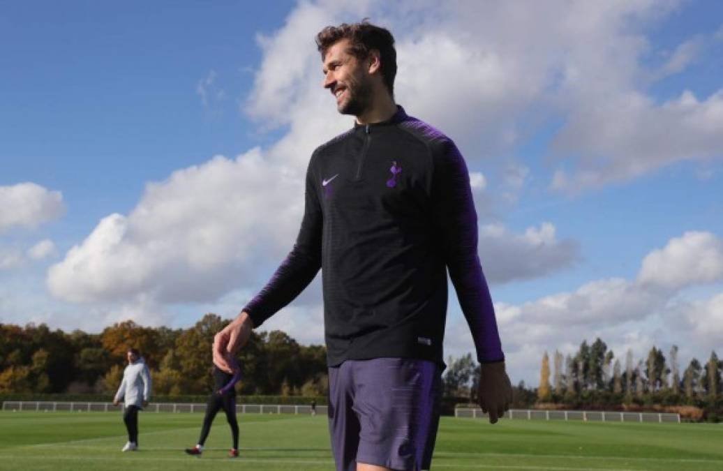 El Barcelona piensa en Fernando Llorente (Tottenham) como alternativa para reforzar el ataque azulgrana tras la salida de Munir, informa Mundo Deportivo.