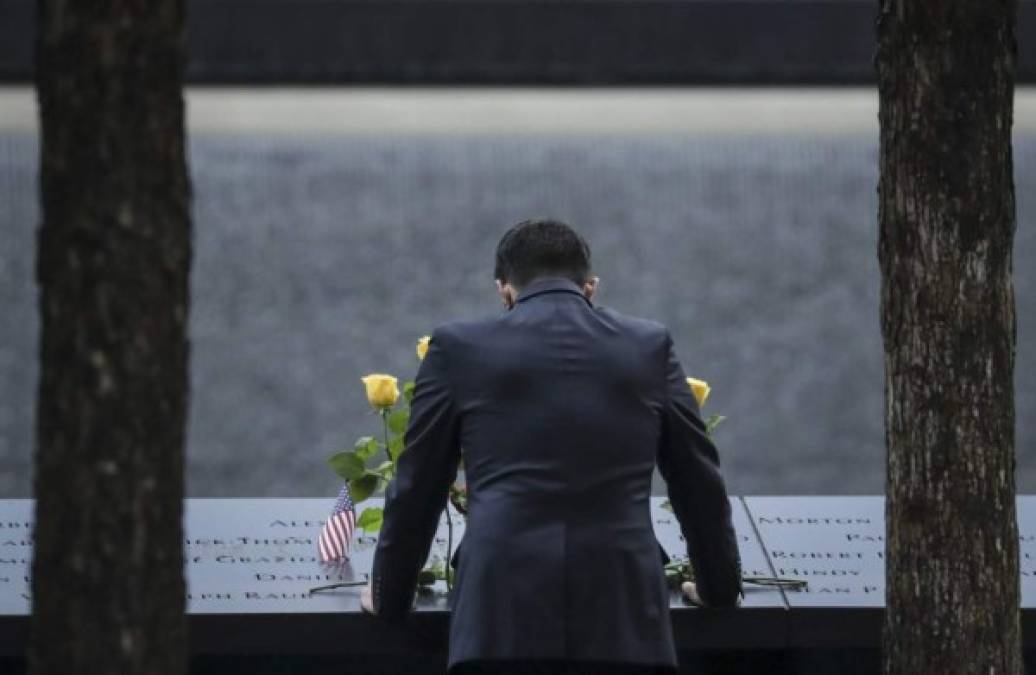 Algunos familiares de las víctimas aprovecharon la ceremonia para pedir que se deje de usar la tragedia con fines políticos.