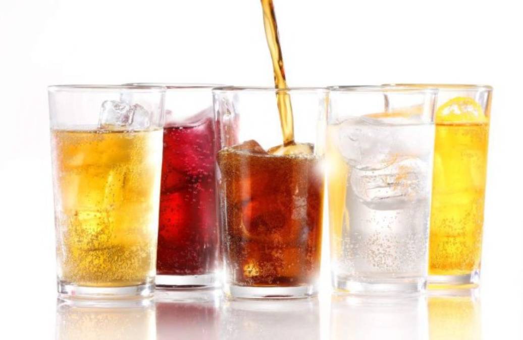 Los refrescos azucarados son una de las bebidas más perjudiciales para el peso.