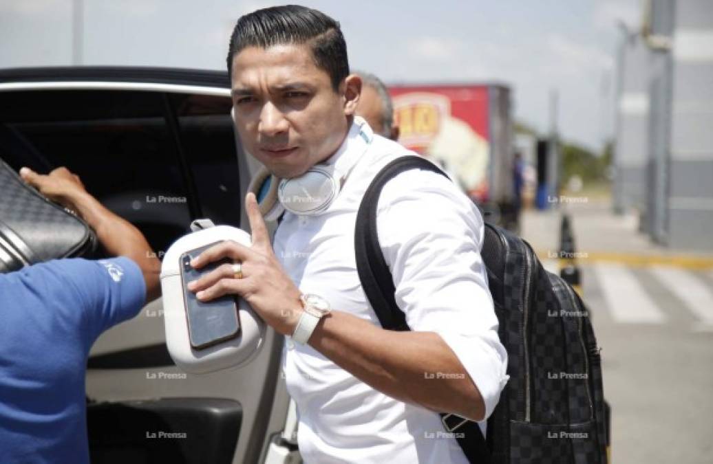 Emilio Izaguirre: Está en el radar de varios clubes de la MLS de Estados Unidos, hay tres clubes que están interesados en ficharlo tras desligarse del Celtic. El lateral catracho desea jugar en el fútbol estadounidense.