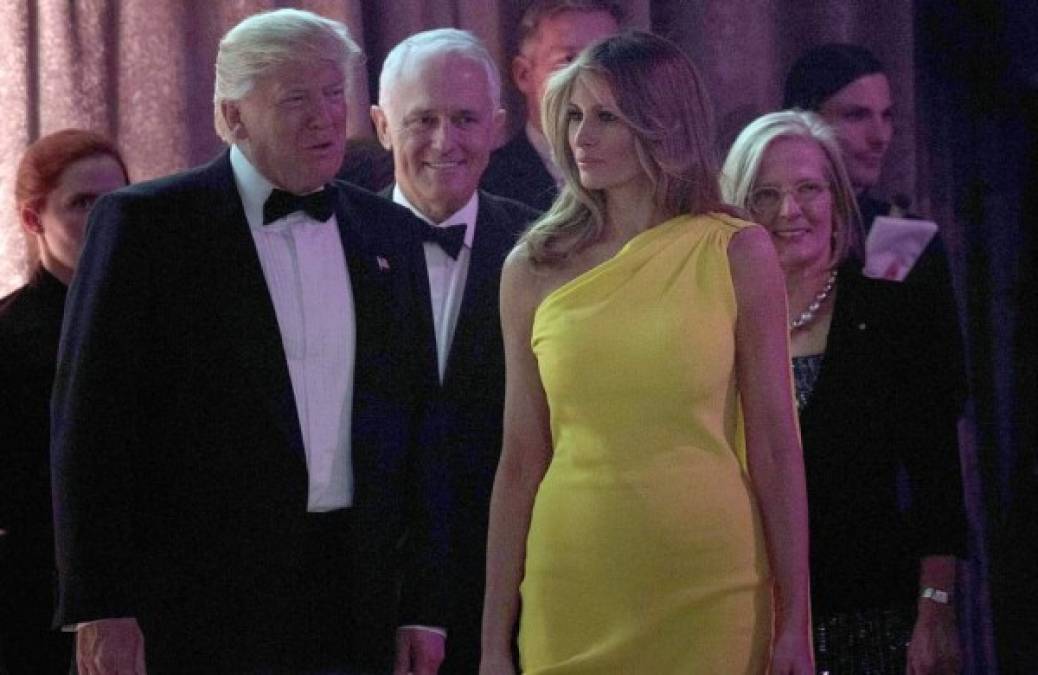 El presidente estadounidense Donald Trump regresó ayer a Nueva York, por primera vez desde que llegó a la Casa Blanca, para participar junto a su esposa Melania en una cena de gala en honor al primer ministro australiano, Malcolm Turnbull.