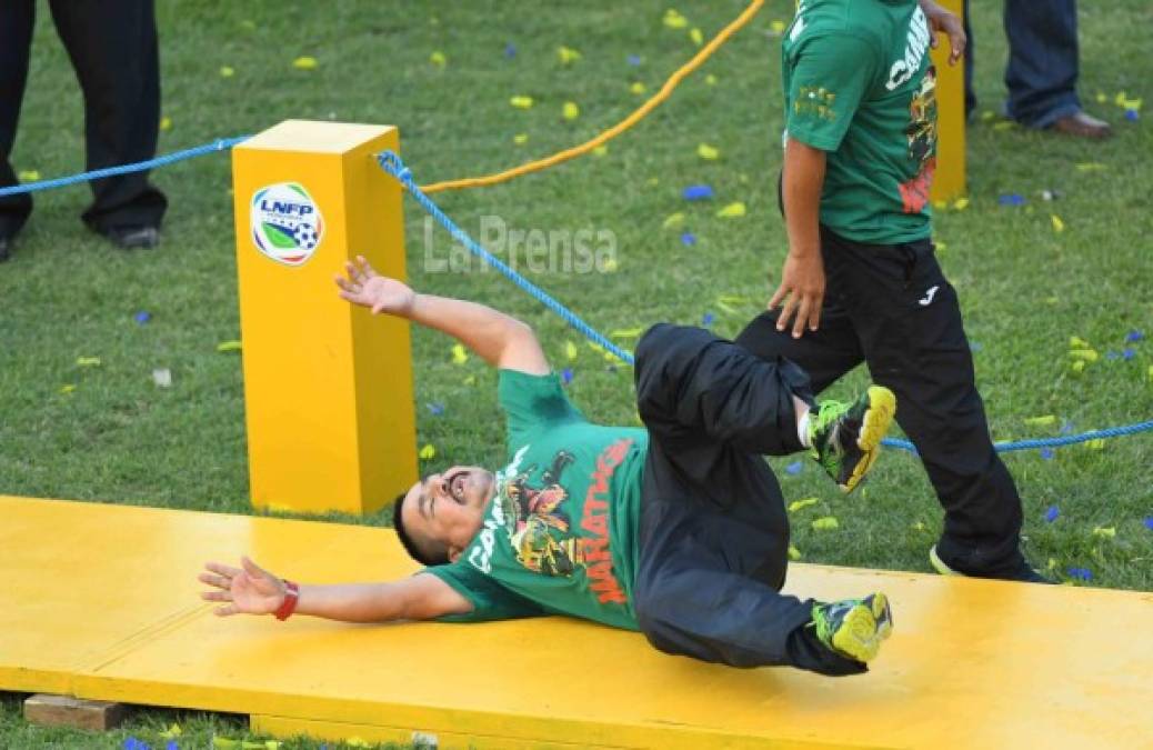 El utilero del Marathón Héctor Martínez, más conocido como 'Colocho', festejó de particular forma el título de su amado verde.