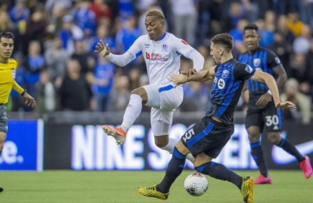 El partido entre Olimpia e Impact Montreal fue disputado en el centro del campo. Foto Telemundo Deportes.