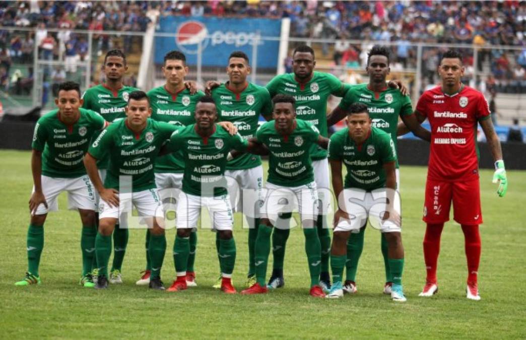 El once titular del Marathón.