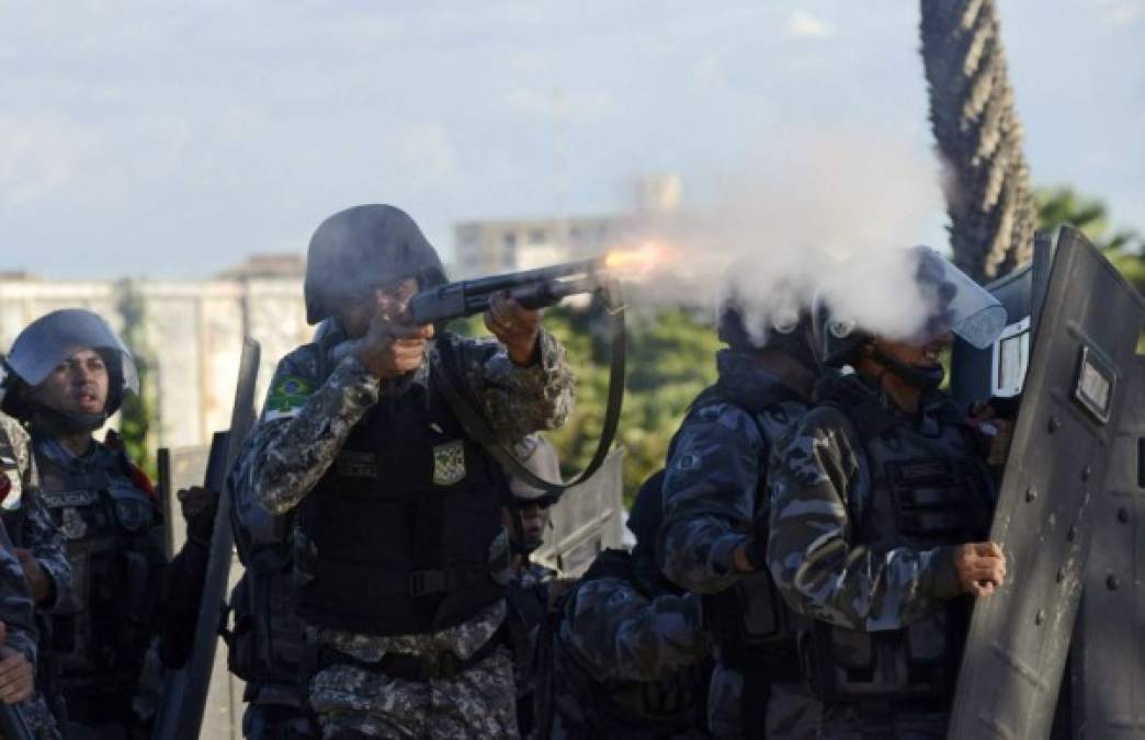 9. Fortaleza, Brasil. El Gobierno de Jair Bolsonaro desplegó tropas en esta ciudad del norte del país debido a los episodios de violencia generados tras el endurecimiento del control de las cárceles, desde donde operaban los cabecillas de varias organizaciones criminales. El índice de homicidios en esta ciudad de más de 3 millones de habitantes es del 69%.