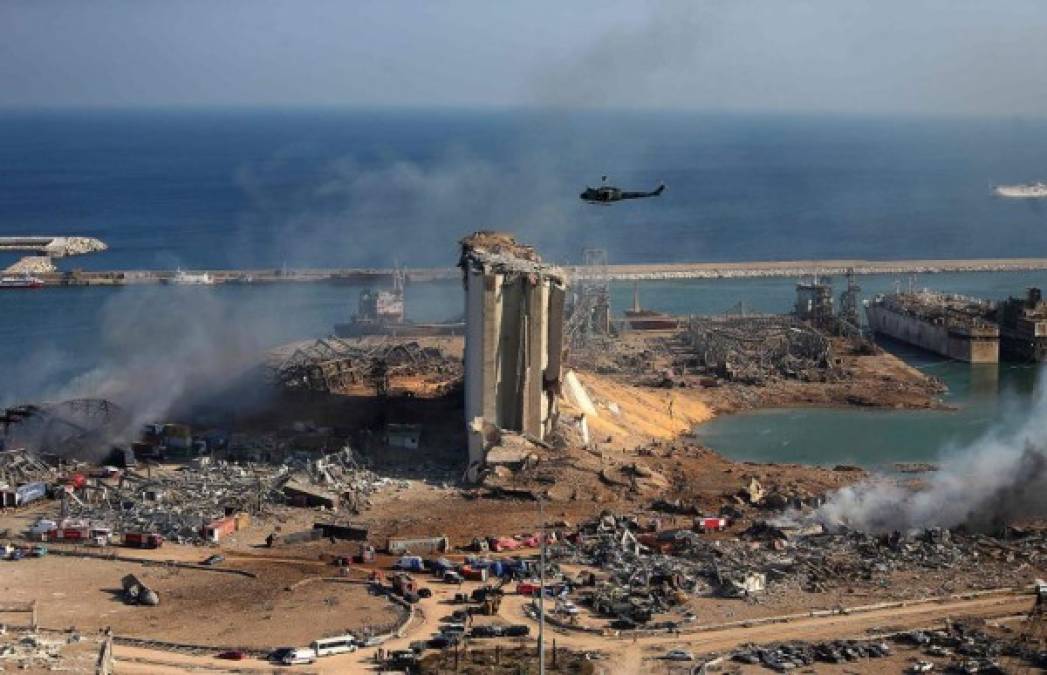 'La situación es apocalíptica, Beirut jamás ha vivido esto en su historia', consideró el gobernador Marwan Abou.