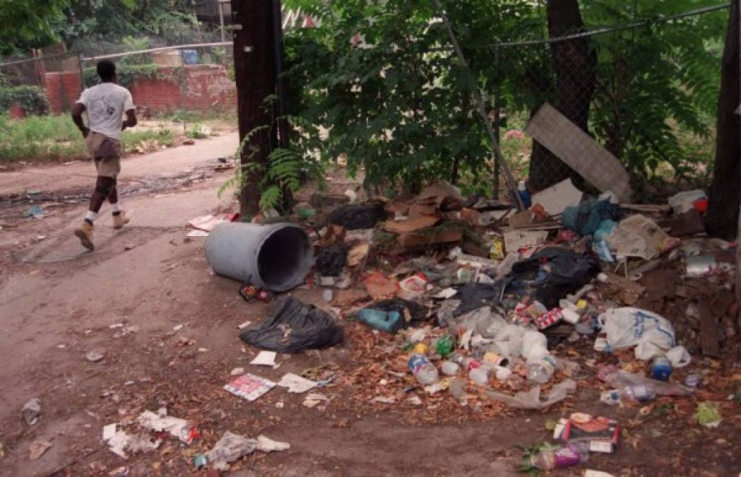 'Ningún ser humano querría vivir allí', agregó Trump en el ataque dirigido a Cummings. En redes sociales, seguidores del magnate publicaron imágenes de la basura esparcida en los barrios más pobres de la ciudad.