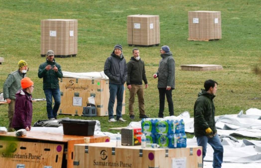 El estado de Nueva York se ha convertido en el epicentro de la pandemia de coronavirus en EEUU con casi 60,000 casos confirmados y la ciudad de Nueva York es su punto más golpeado, con más de la mitad del total.