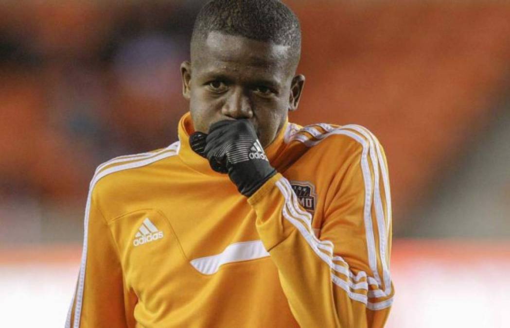 Óscar Boniek García: El mediocampista está teniendo una gran campaña en el Houston Dynamo y para sorpresa de muchos no fue llamado a la selección de Honduras.