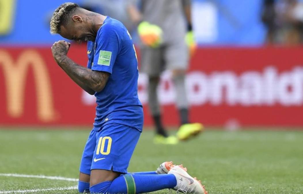 Tras burlarse y ofender a Costa Rica, Neymar terminó llorando.
